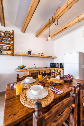 Food & Drinks 4, Vagelis Apartment&studios lindos rooms to let, South Aegean