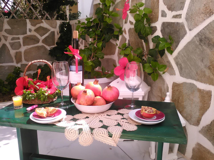 Food & Drinks 5, Nicolas Antiparos, South Aegean