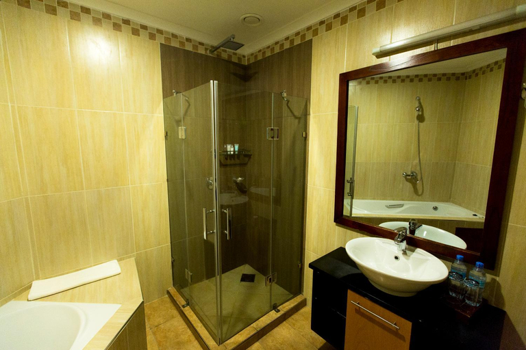 Bathroom 5, Kilimanjaro Wonders Hotel, Moshi Urban