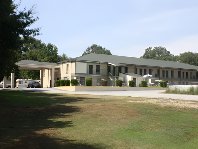 Others 3, Magnolia Inn Laurens, Laurens