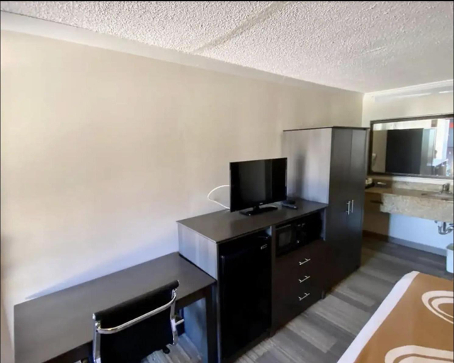 Others 5, Hibiscus Inn & Suites, Atlantic