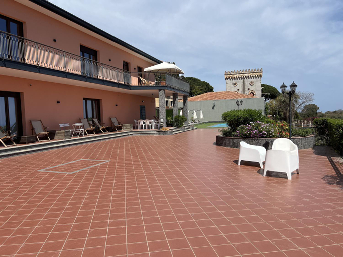 Exterior & Views 1, Villa Leucatia, Catania