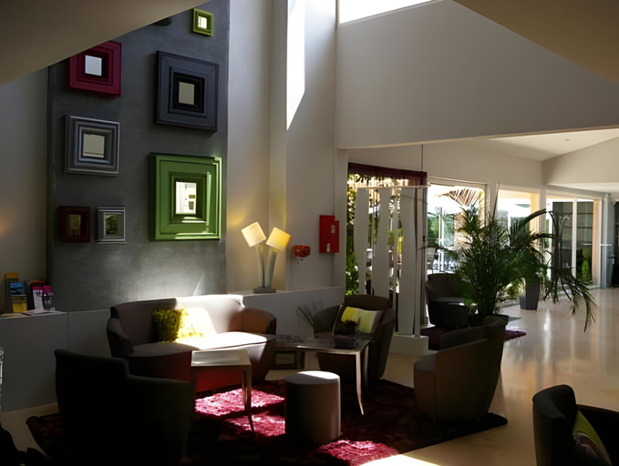 Public Area 2, Le Carre d'Alethius Logis Hotel-Restaurant Gastronomique, Ardèche