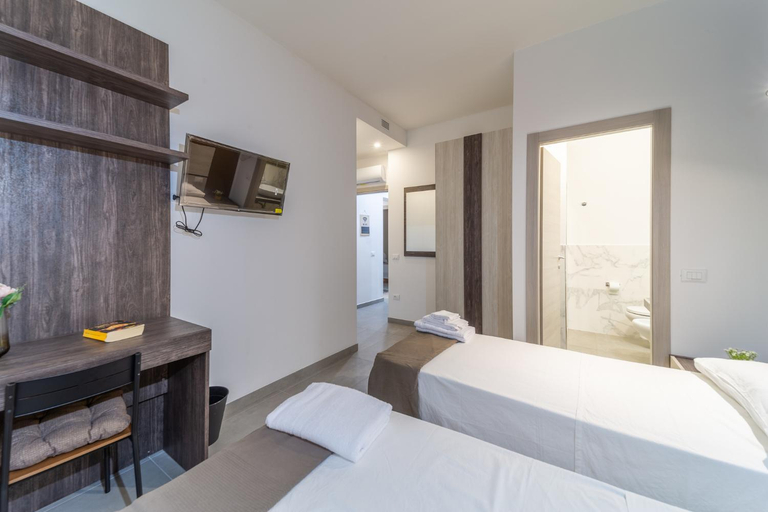 Others 4, Residenza Digione, Parma