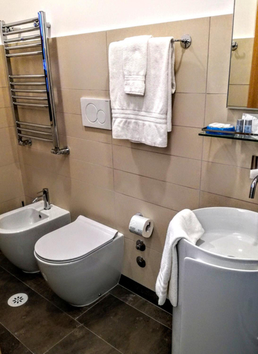 Bathroom 2, Civico 7 Holiday Rooms, Rome
