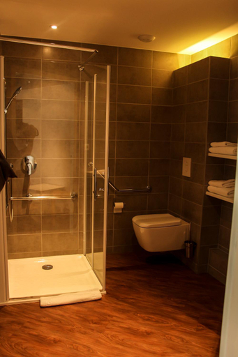 Bathroom 3