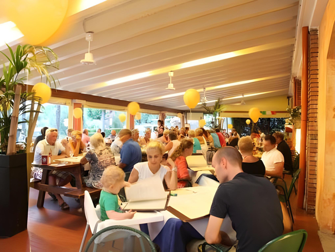 Food & Drinks 4, La Rocca Camping Village, Verona
