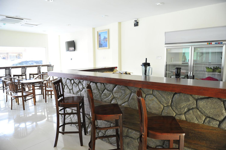 Food & Drinks 5, Hallmark Express Hotel, Malacca City