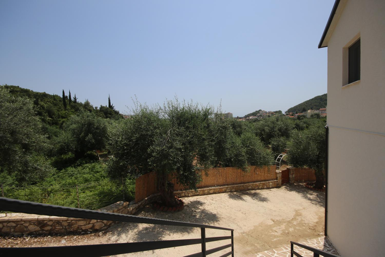 Others 5, Alyvia Rooms, Vlorës