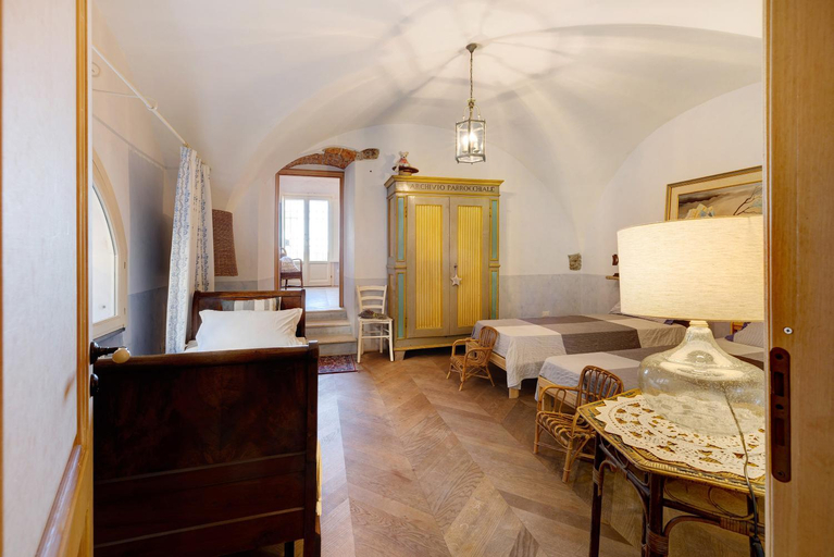 Bedroom 15
