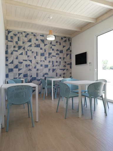 Others 4, B&B Bianco Mediterraneo, Taranto