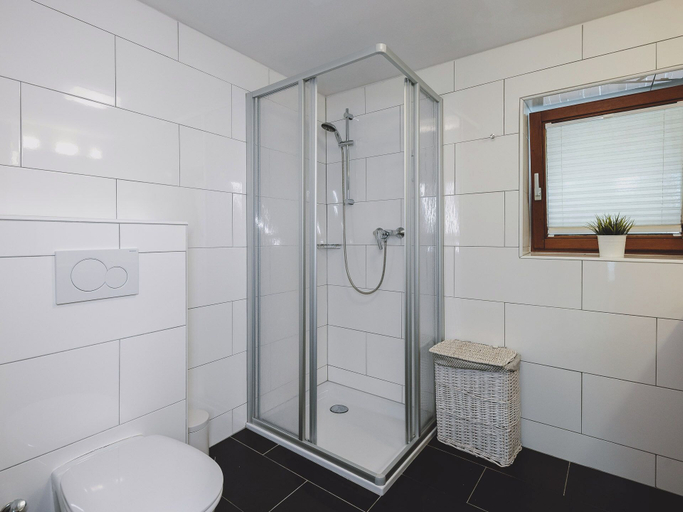 Bathroom 4, Chalet Naila by we rent, Zell am See