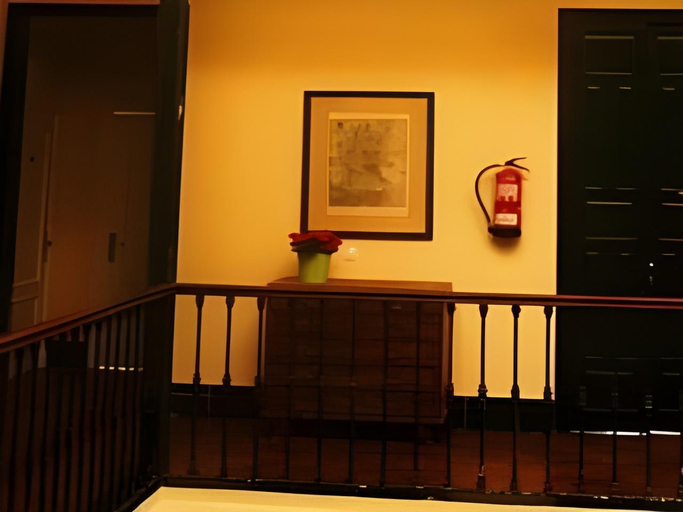 Others 4, Onefam Centro, Sevilla