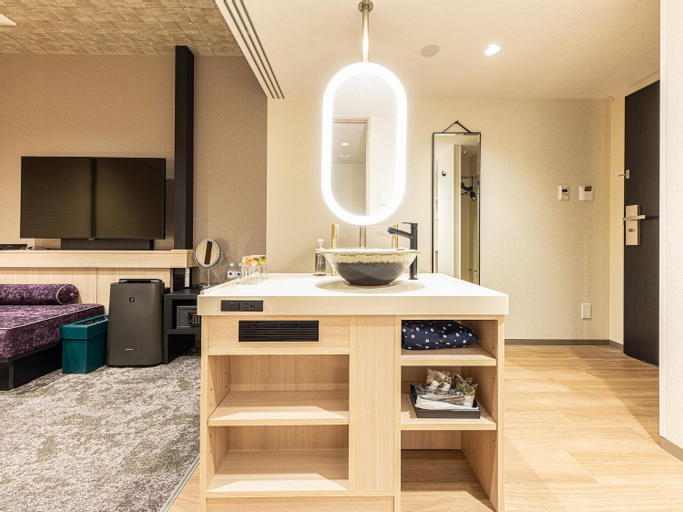 Bathroom 15