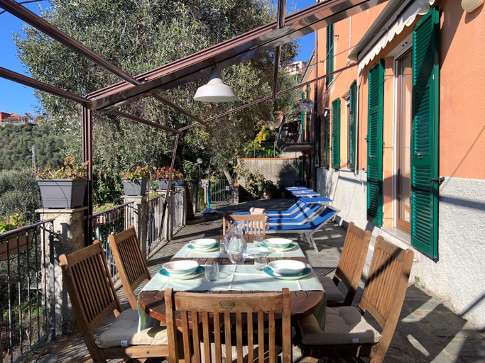 Food & Drinks 5, Il Glicine, Genova