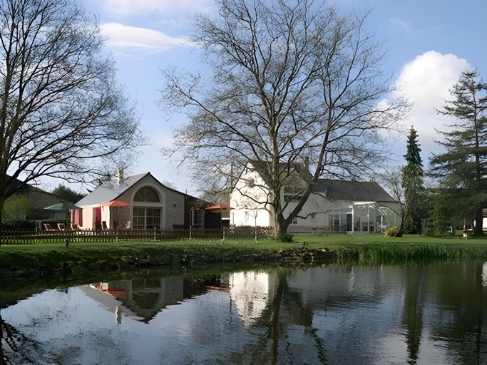 Exterior & Views 5, Au Bas Chalonge, Loire-Atlantique