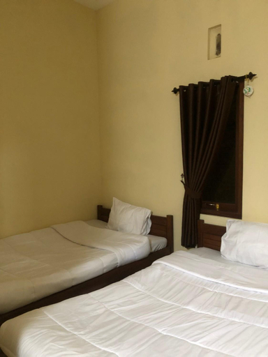 Bedroom 12