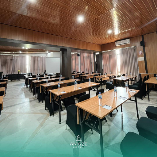 Business Facilities, Amaze Hotel Kediri, Kediri