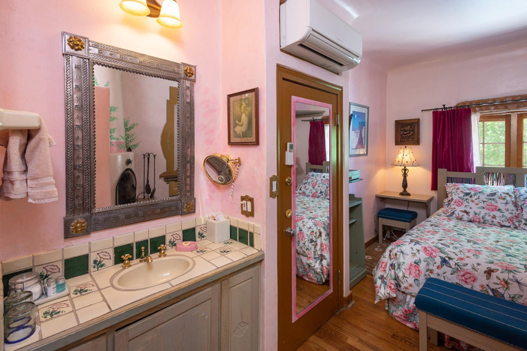 Bedroom 12