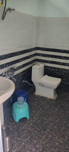 Bathroom 2, Anandi resort, Pithoragarh