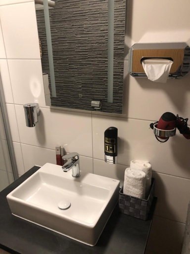Bathroom 4, Hotel Am Brv Nnchen, Mayen-Koblenz