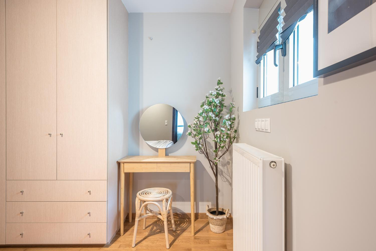 Others 5, Artistic 2BR Maisonette: An Architectural Delight, Attica