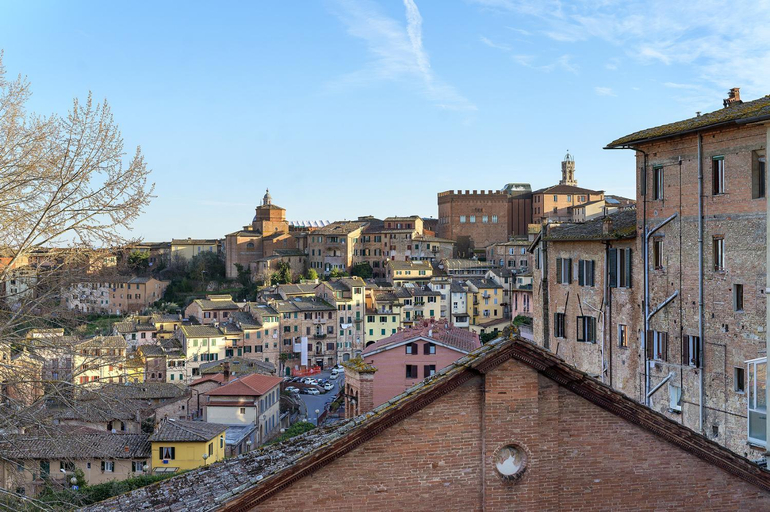Others 3, ELEROOM, Siena