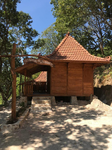Exterior 2