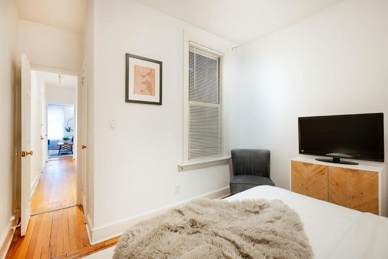 Others 3, 61-2A Large 1BR in Upper East Side, New York