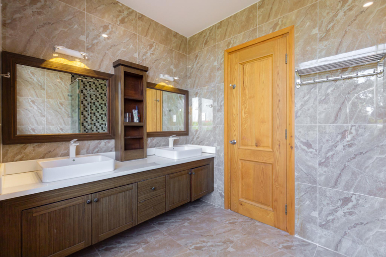 Bathroom 4, Hoàng My Villa E8, Vũng Tàu