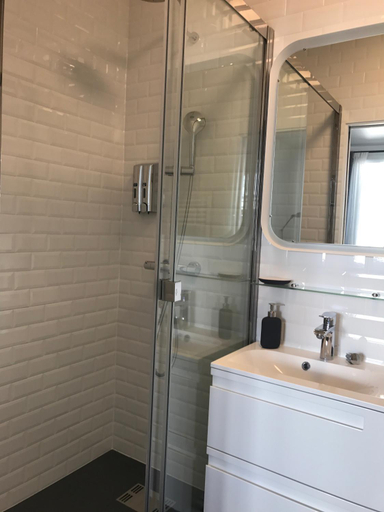 Bathroom 3, Appartement Seine et Marais, Paris