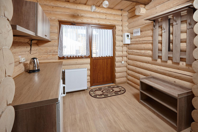 Food & Drinks 3, Chudodievo in Chynadievo Mini-Hotel, Mukachivs'kyi