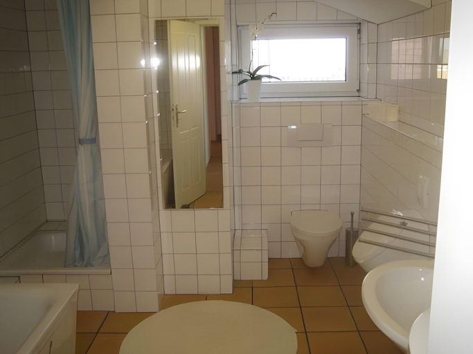 Bathroom 5, urraum Hotel, Rhein-Erft-Kreis