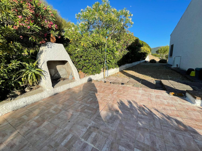 Others 4, Villa Vista mare, Sassari