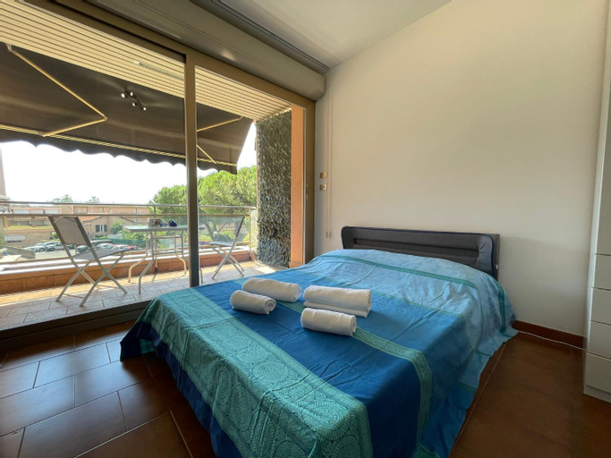 Bedroom 1, Suite Mono Orchidea - Box Auto & Terrazzo Sanremo, Imperia
