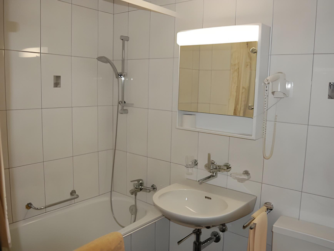 Bathroom 3, Hotel Sternen, Winterthur