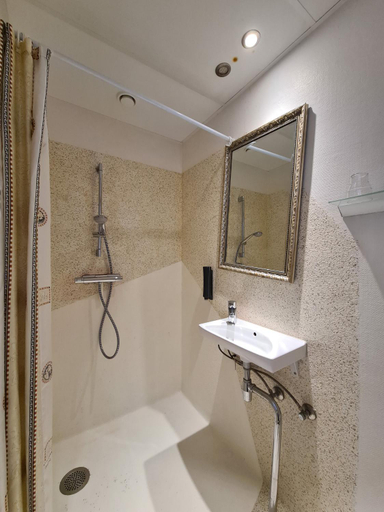 Bathroom 4, Milling Hotel Mini 11, Odense