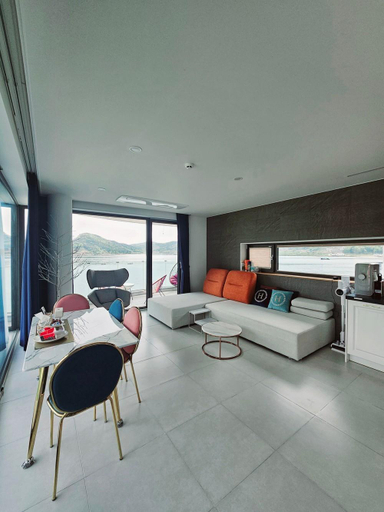 Others 5, goseung essay the residence, Goseong