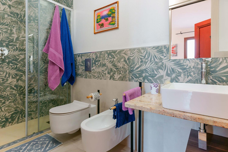 Bathroom 2, B&B Ametista, Cagliari