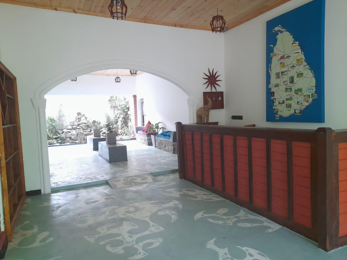 Public Area 3, NATURALIZA, Dambulla