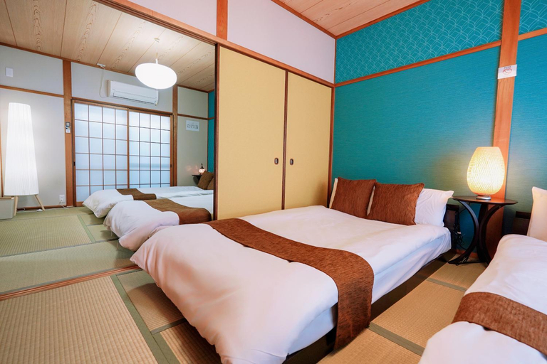 Bedroom 2, USJまで電車で5分 Meeno Home西九条美の宿 ReFa美顔シャワー付き 広々空間 好アクセス 子ども歓迎, Osaka