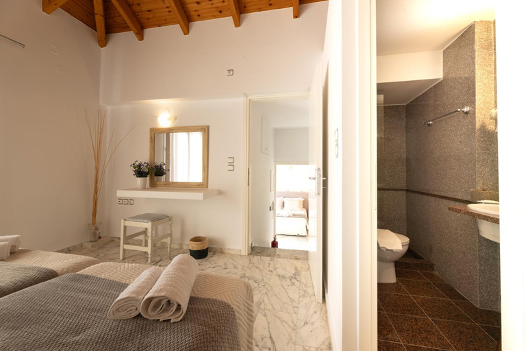 Others 4, Villa Kataleya, Ionian Islands