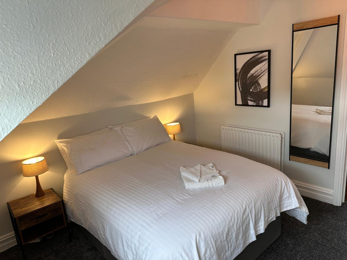 Bedroom 2, Waverley Hotel, Cumbria