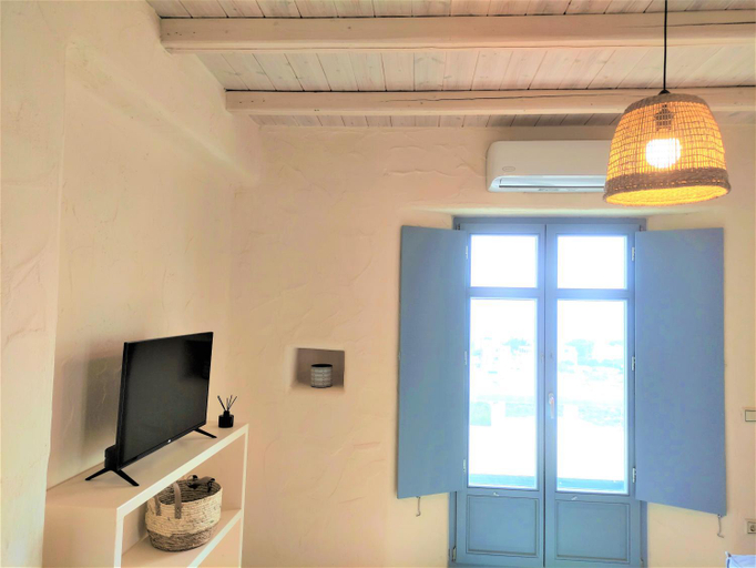 Others 3, Mosaic Suites, South Aegean