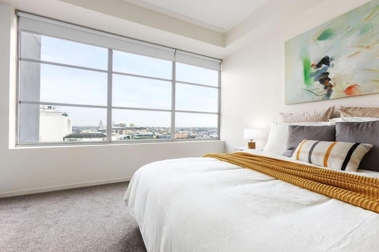 Bedroom 2, A Comfy & Spacious 2BR Apt Harbour View, Sydney