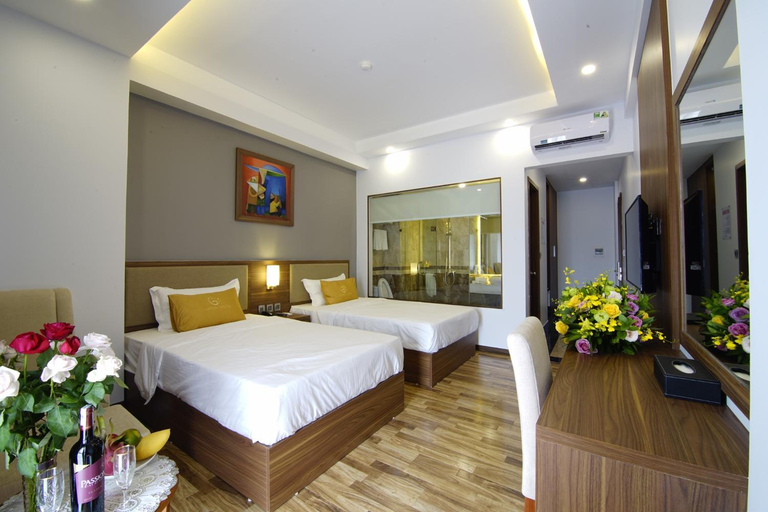 Bedroom 12