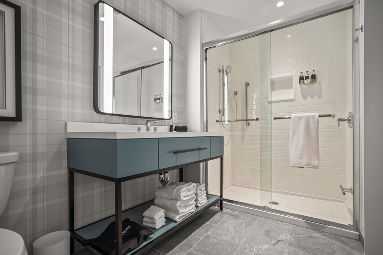 Bathroom 4, The Highlander at Radford, Tapestry Collection by Hilton, Radford