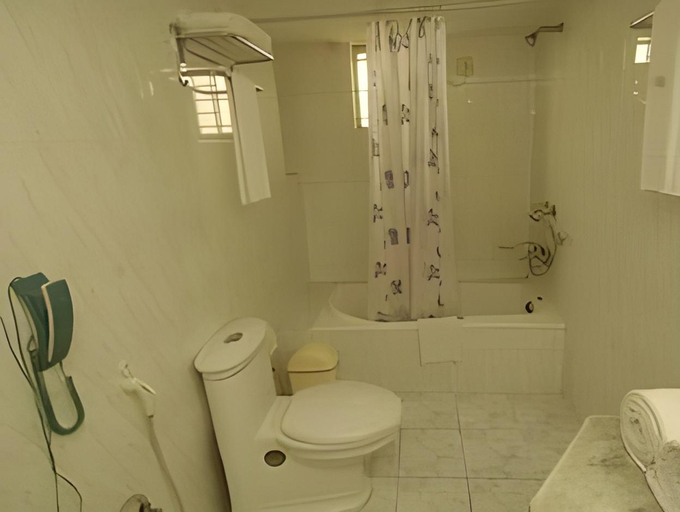 Bathroom 4, Quality Inn, Dhaka