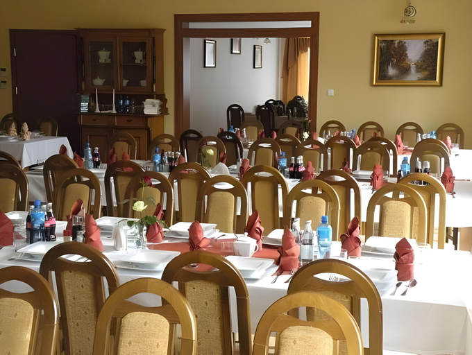 Food & Drinks 4, Hotel Zabawa, Tarnów