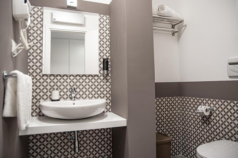 Bathroom 3, Borgo San Lorenzo Roma, Rome